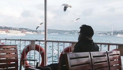 开云登录入口地址-张博源社媒分享访校明尼苏达大学日常,配文:M